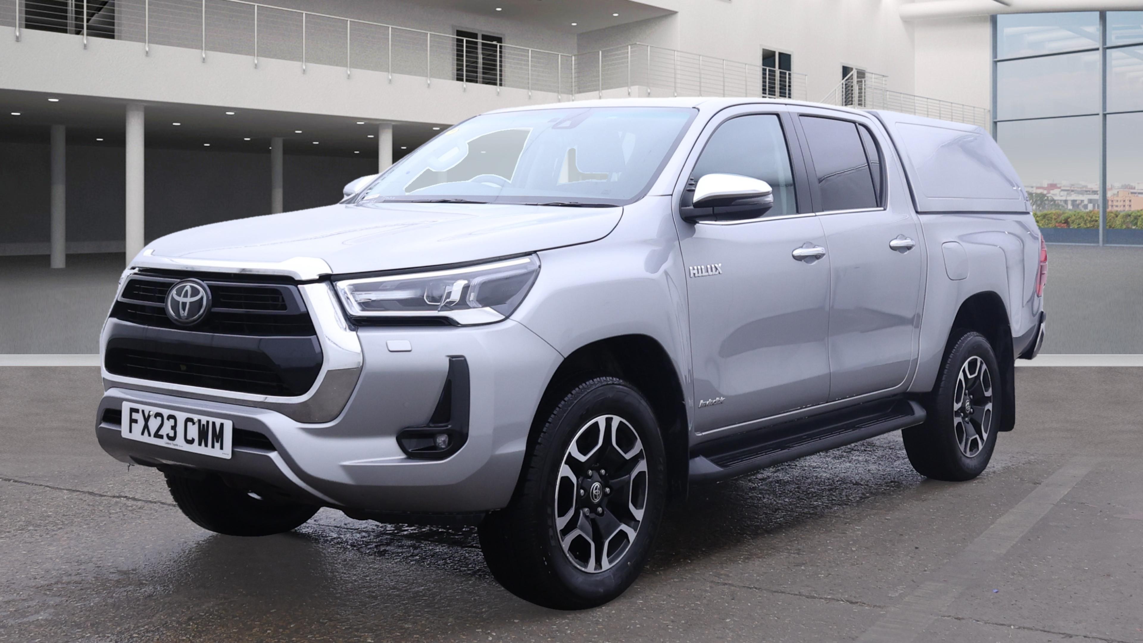TOYOTA Hilux